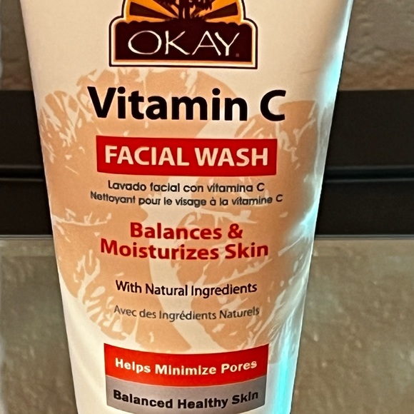 Okay Vitamin C Facial Wash Balances &
Moisturizes Skin Helps Minimize Pores 6 oz - Picture 2 of 9